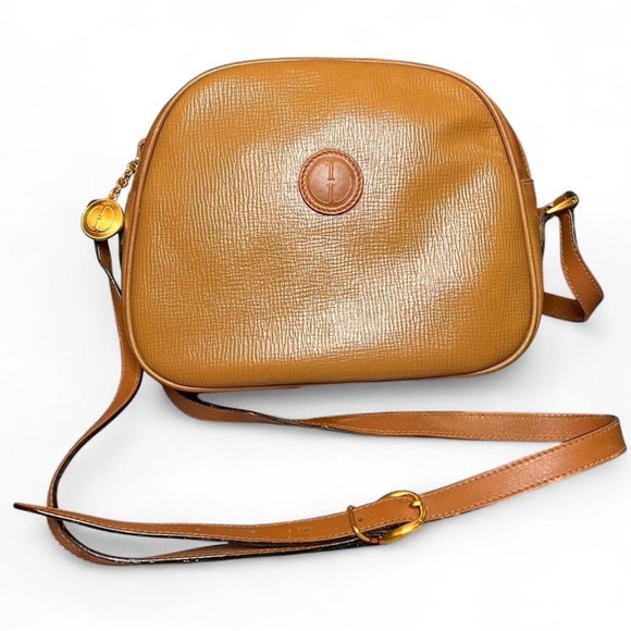 SOLD Vintage Gucci Tan Leather Crossbody Bag - Picture 1 of 7